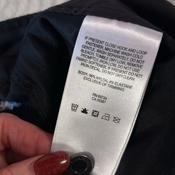 Columbia sportswear gorprcore women roll up black cargo outdoor pants. Size 16. - Picture 10 of 13